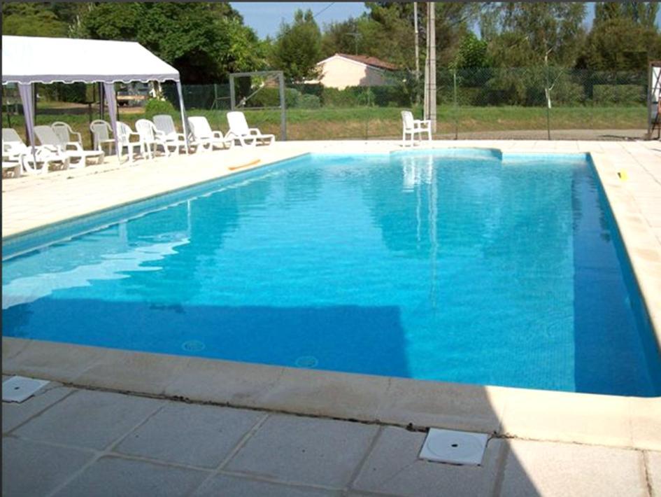 Les Albizias 5 Apartment อูเชนี-เลส์-แบงส์ ภายนอก รูปภาพ