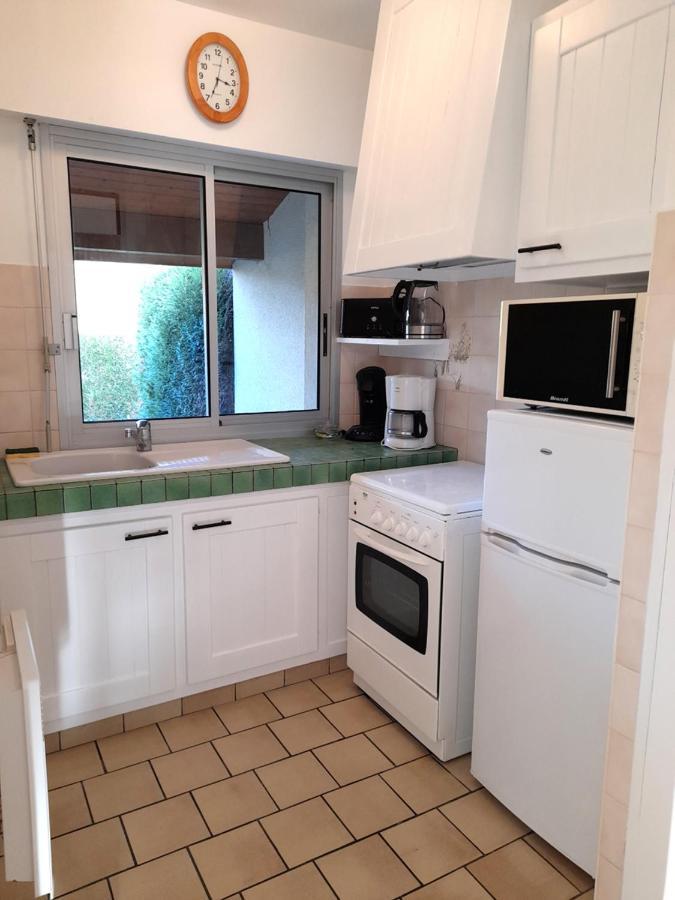 Les Albizias 5 Apartment อูเชนี-เลส์-แบงส์ ภายนอก รูปภาพ